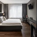 Amano 4* Dusseldorf