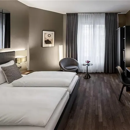 Hotel Amano