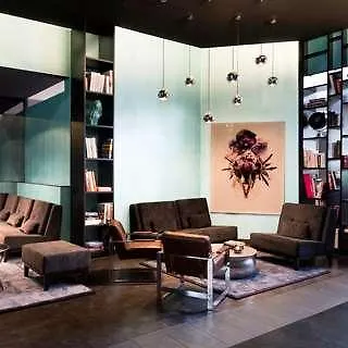 Otel Amano Düsseldorf